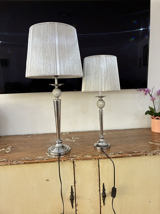 Candeeiros de Mesa (Par) – Estilo Clássico/Moderno
