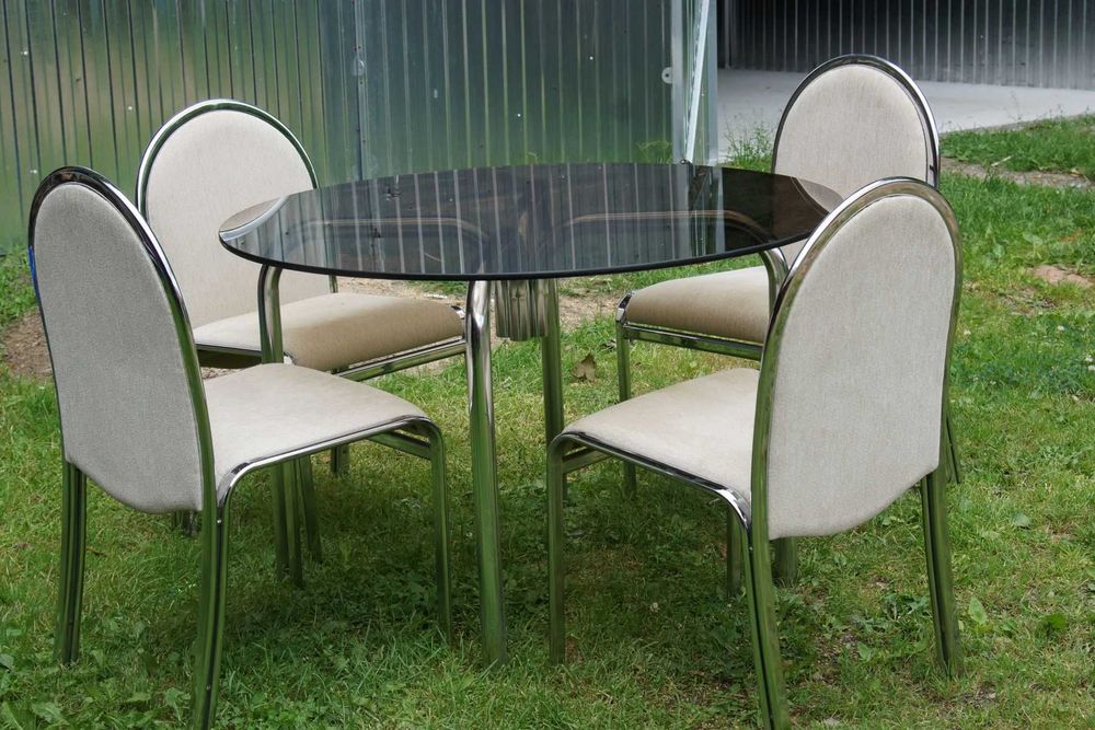 stół i 4 krzesła design lat 1970