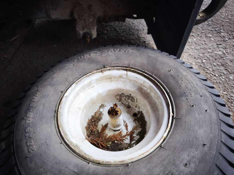 Traktorek Husqvarna Wizard