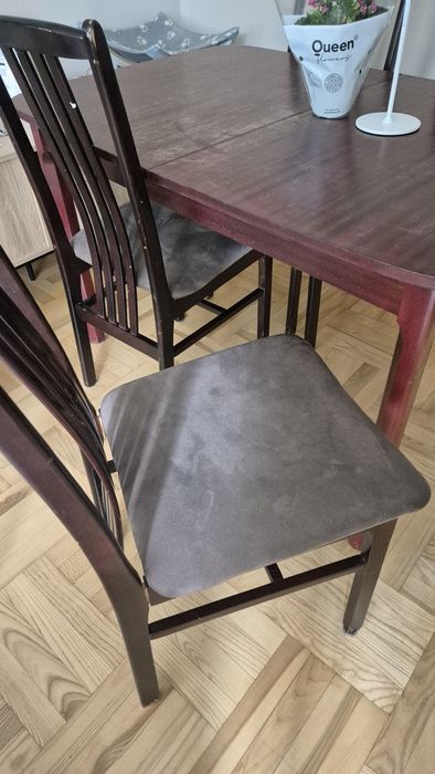 Stół do salonu/jadalni
