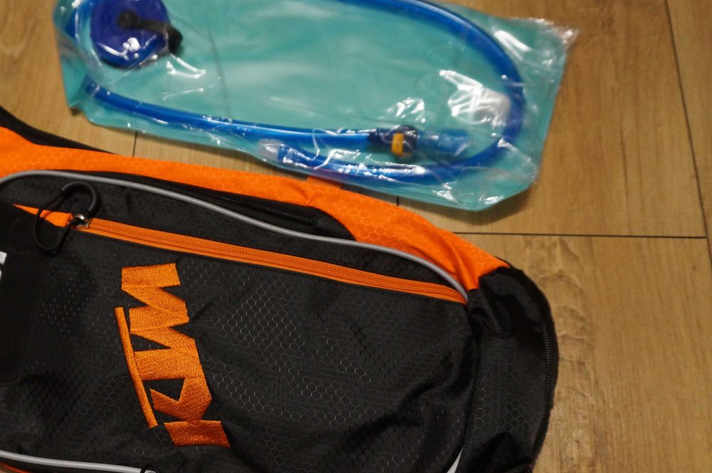 Plecak hydracyjny z bidonem KTM