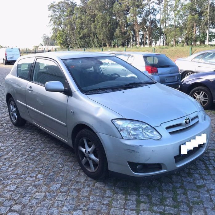 Toyota Corolla E12 1.4 D-4D 3P 2005 - Para Peças