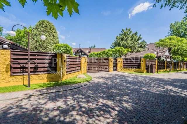 Продаж будинку в КМ Козирна Карта, Березівка, Стоянка, Мила, басейн