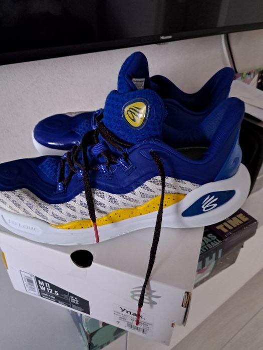 Продам кросівки чоловічі