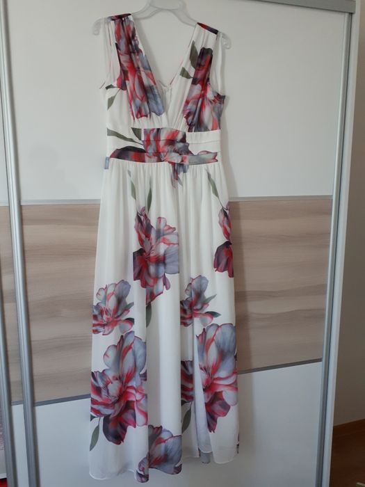 Długa Elegancka zwiewna sukienka r. 38 BB Studio