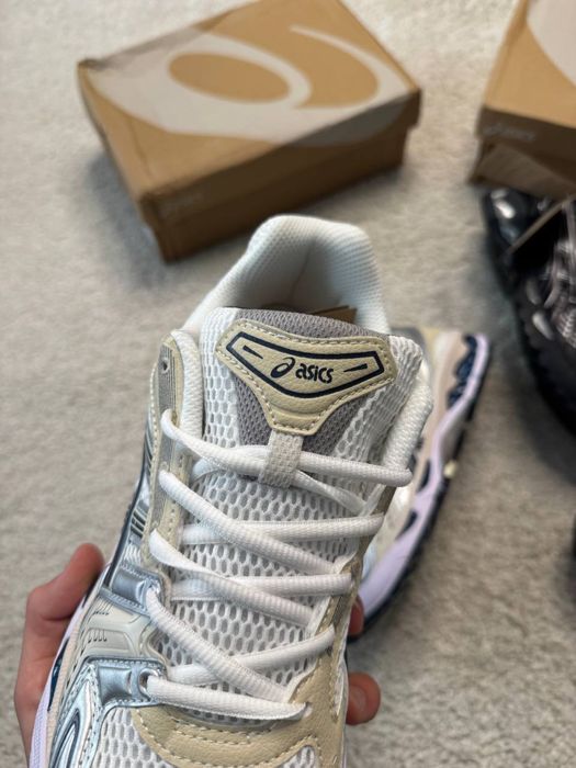 Кросівки Asics Gel-Kayano 14