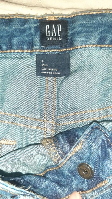 Джинсы бойфренд  xs GAP