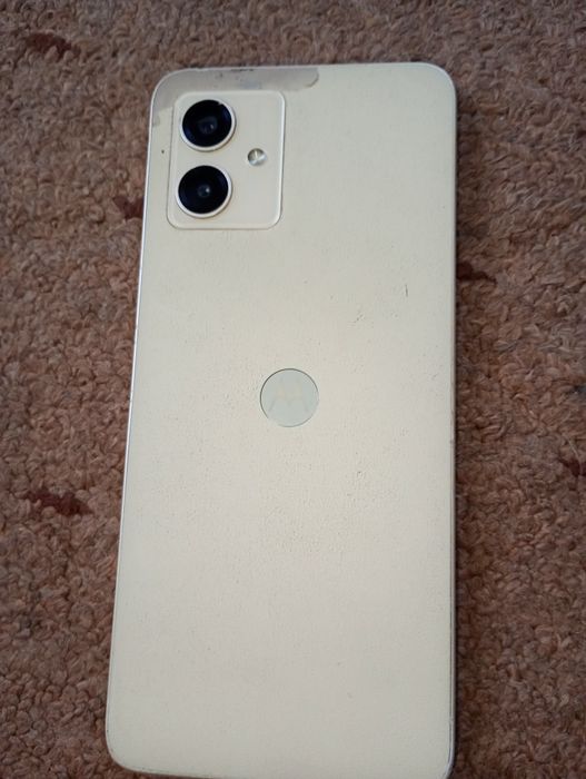 Продам телефон Motorola g14