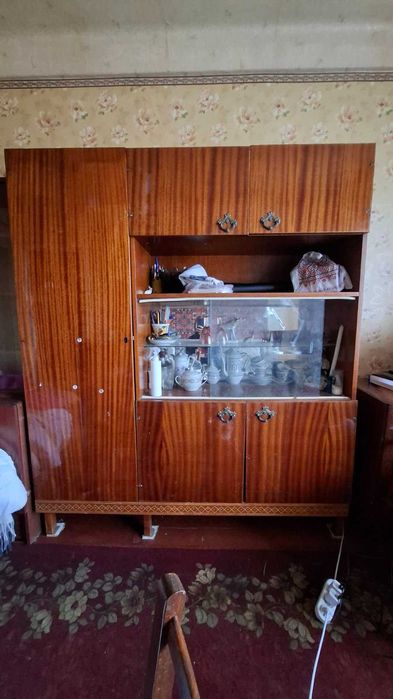 отдам бесплатно мебель