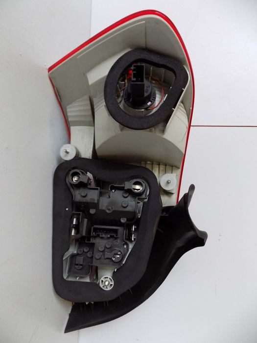 BMW 1 E82 / E88 Lampy Tylne Prawa / Lewa - 11806