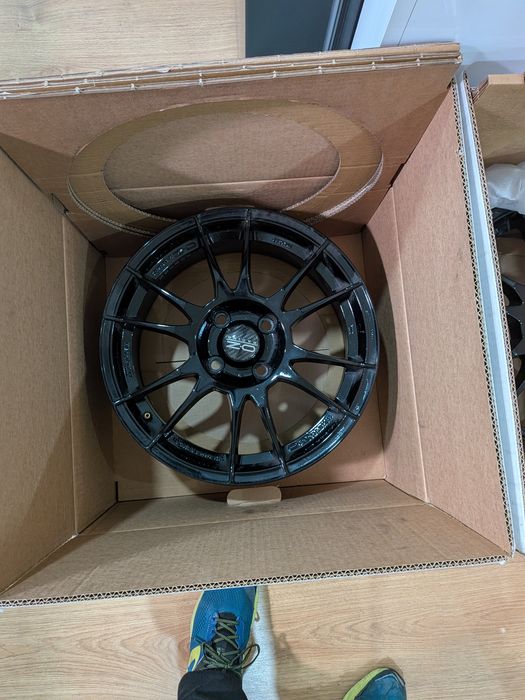Jantes OZ ultraleggera 16 4x108 originais