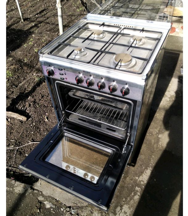 Газова пічь Indesit