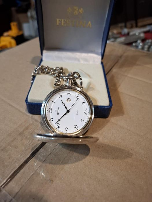 Relógio novo FESTINA