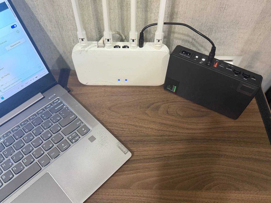 ДБЖ для роутера 20800mAh 36w. Безперебійник для роутера. ИБП UPS з USB