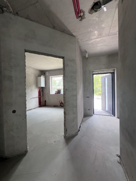 Таунхаус з газовим опаленням на Садовій — готовий до ремонту під себе!