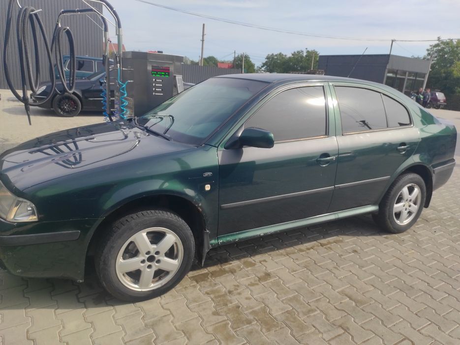 Щкода октавія тур.