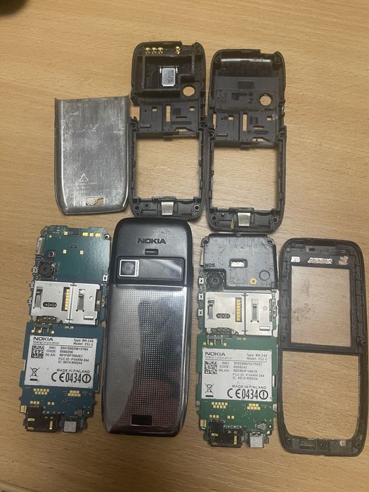 Nokia E 51 на запчастини