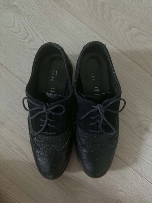 Buty typu oksfordzki mokasyny