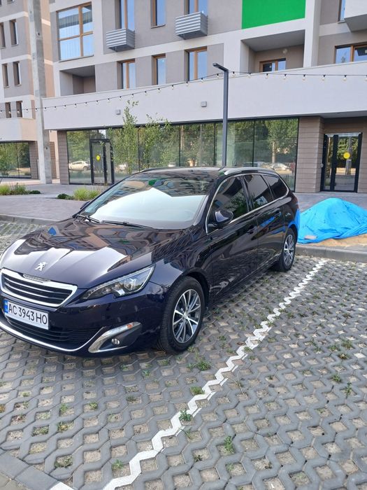 Продам надійне економне авто на автоматі