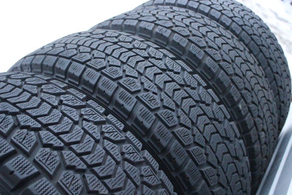 Шины=275-65-R17 DUNLOP GRANDTREK SJ5 1штука зимней резины JAPAN