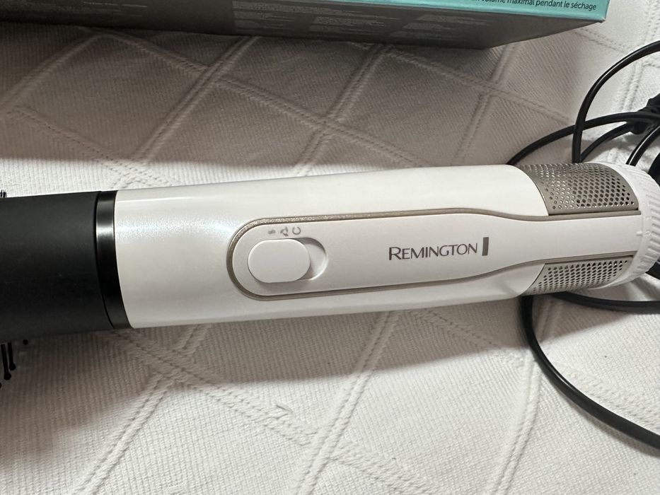 REMINGTON Escova Secadora e Modeladora Ionica (como nova)