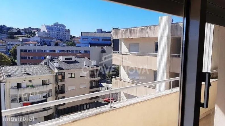 Apartamento T2 em Gondomar — Gondomar (São Cosme), Valbom E Jovim, Porto