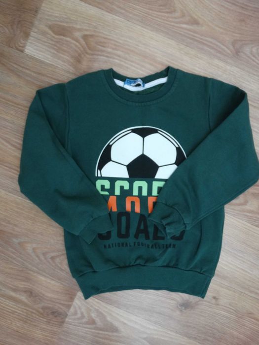 Утеплений светер на хлопчика розмір 4-5 років