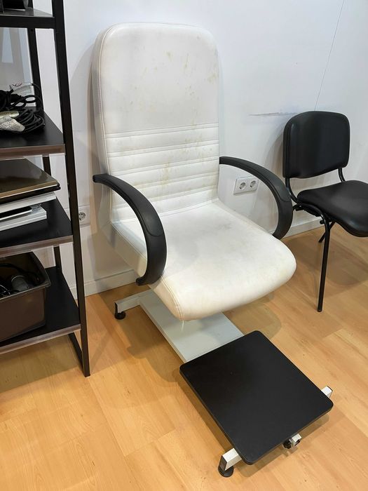 Cadeira de Pedicure Profissional Branca (Estética / Podologia)