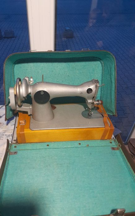 Швейна машинка електро Textima Німеччина