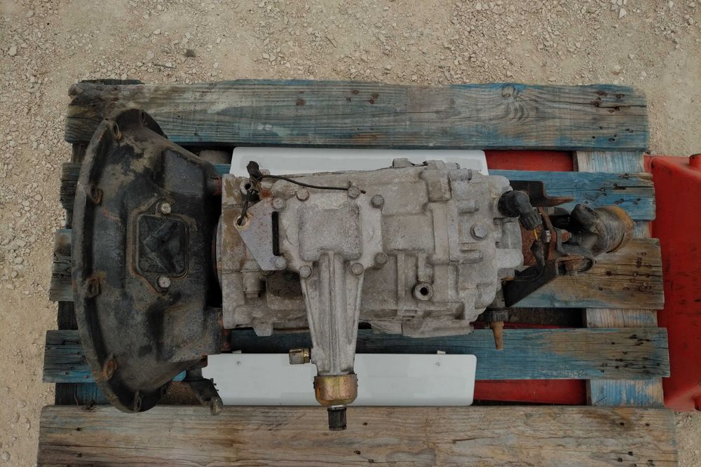 Caixa ZF Ecolite S5-42 manual de 5 velocidades para Nissan Atleon.