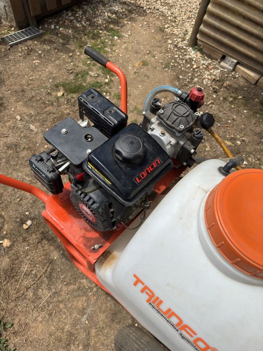 Motopulverizador Triunfo 100L