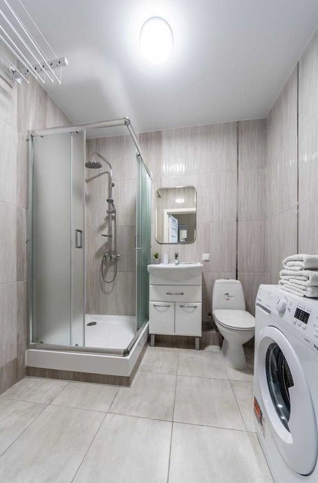 Затишно, як вдома — подобово на Бажана, 17Б. Є укриття та генератор!