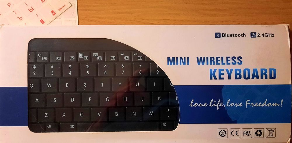 Ультратонка міні-бездротова Bluetooth-клавіатура 2.4 ГГц (Black)