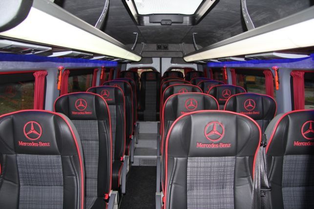 Przewóz osób, transport osób, wynajem busa, transfery, współpraca
