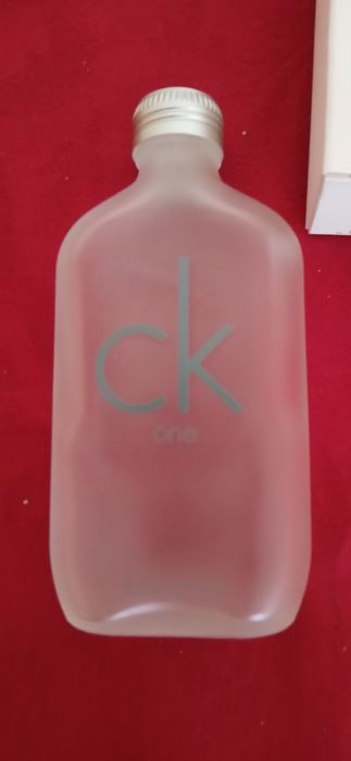 Frasco Calvin Klein One, vazio