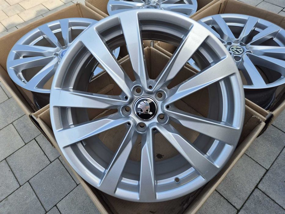 Felgi 19" 5x112 Mercedes OEM Audi VW Skoda Seat Cupra BMW Mini TPMS Srebrne | #A223