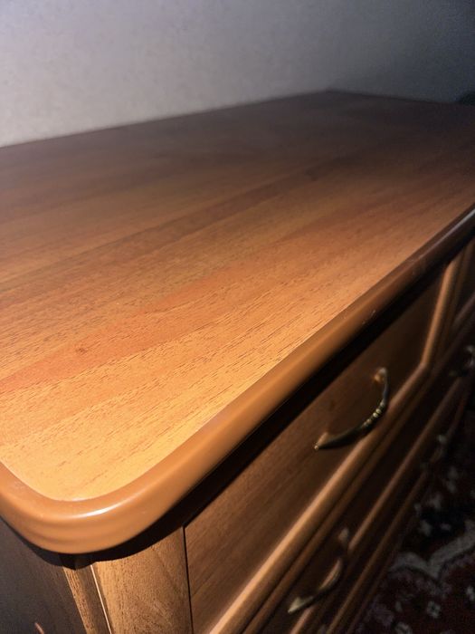 Комод в кімнату з дуба, є торг