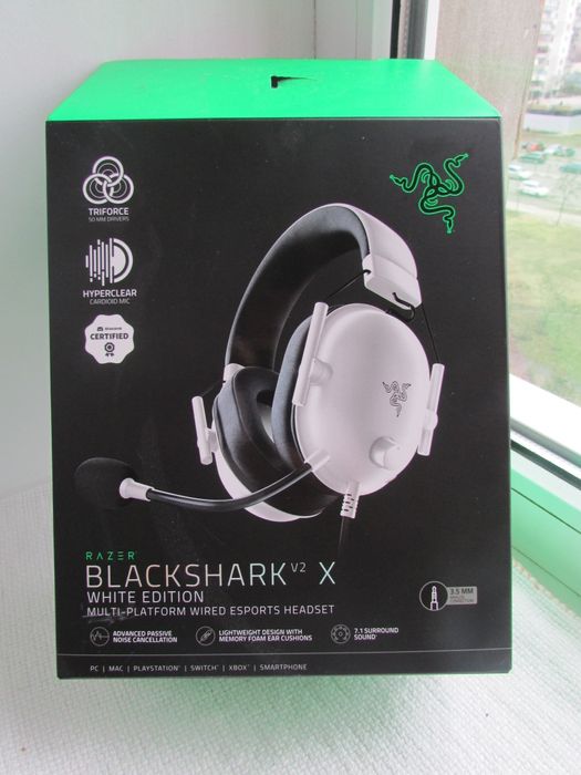 Наушники Razer Black Shark V2 x White