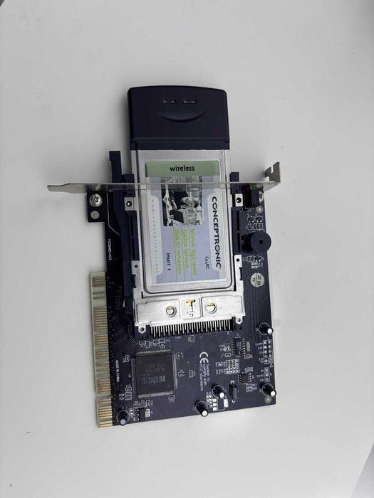 Placa PCI com Slot PCMCIA