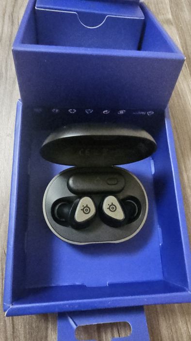 бездротові геймерські TWS-навушники SteelSeries Arctis GameBuds