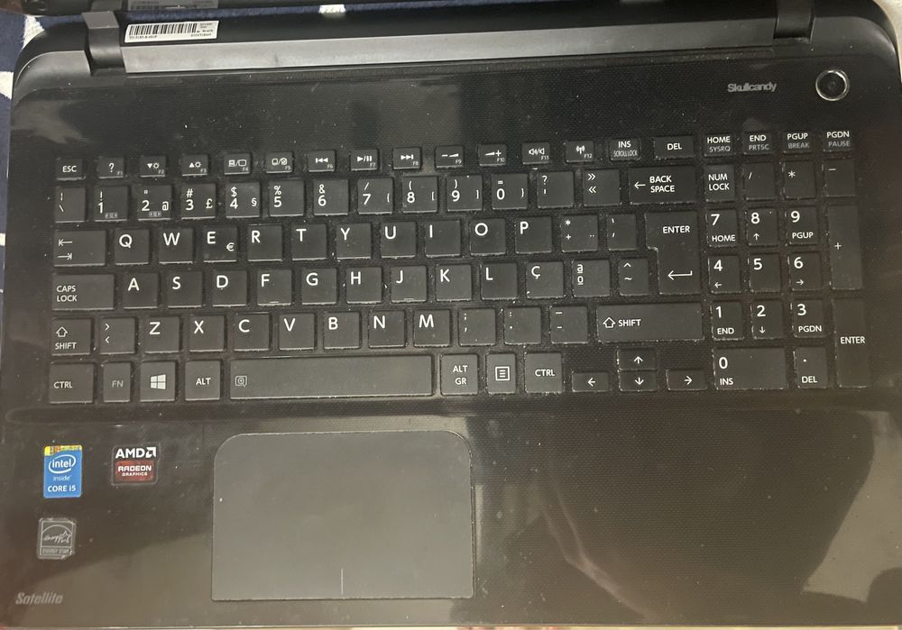 Toshiba Satellite L50-B - Core i5