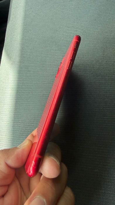 Vendo IPhone 11 Red