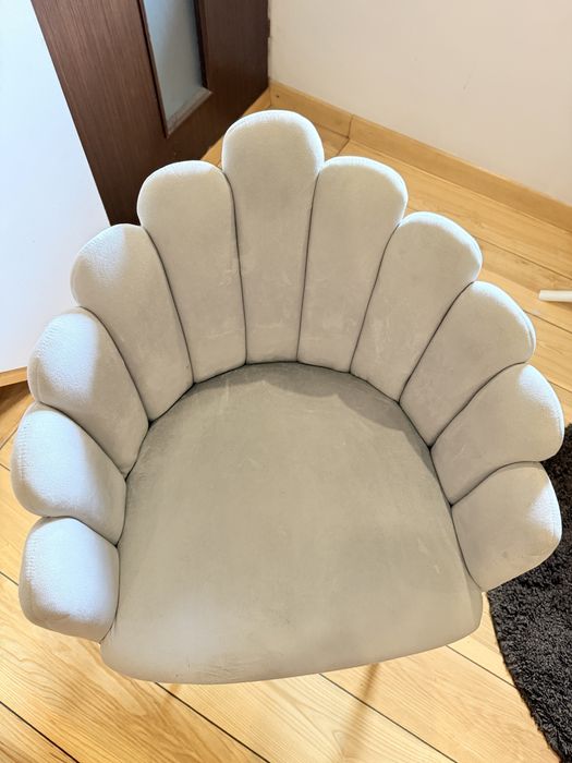 Krzesło do toaletki