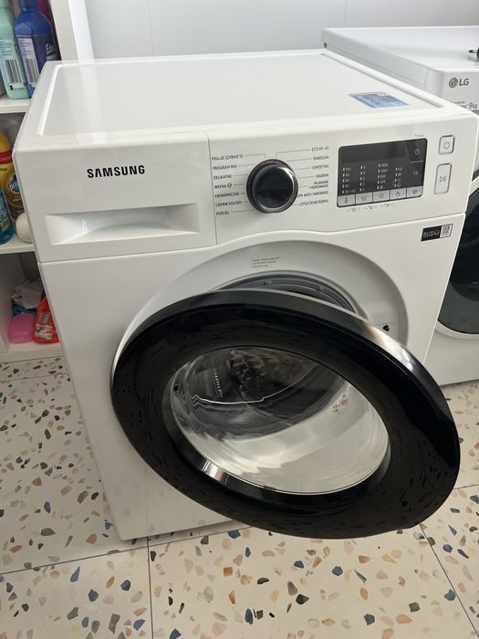 Pralka Samsung EcoBubble 9 kg - 3 lata używana, wyglada jak Nowa