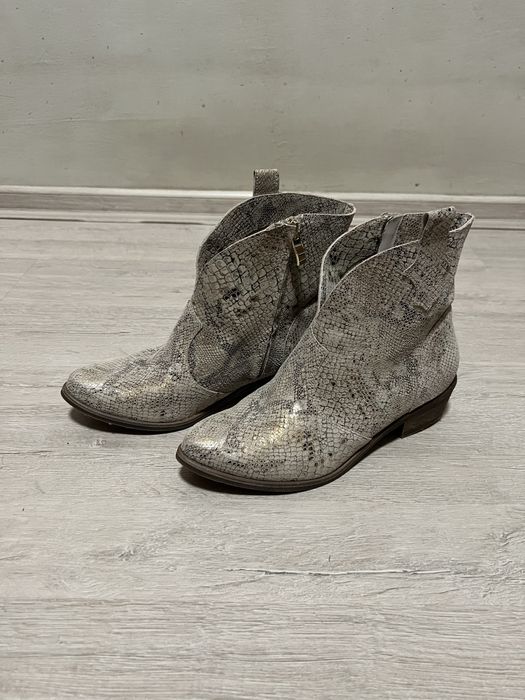 Skórzane botki, kowbojki damiss