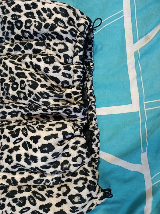 Куртка  жіноча, холодна осінь, носила в зимку.Розмір М 48.