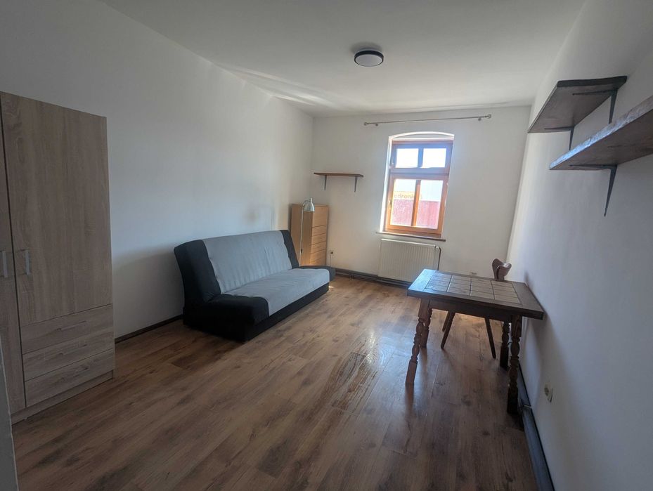 Pokój jednoosobowy dla mężczyzny, Opole