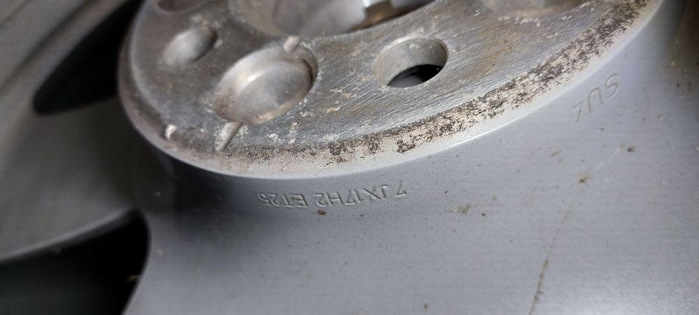 Sprzedam koła zimowe audi