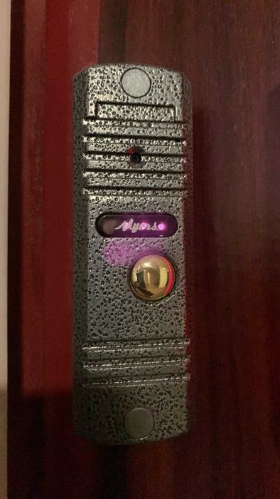 Цветной домофон Myers M72SD (чёрный) c вызывной панелью Myers D100