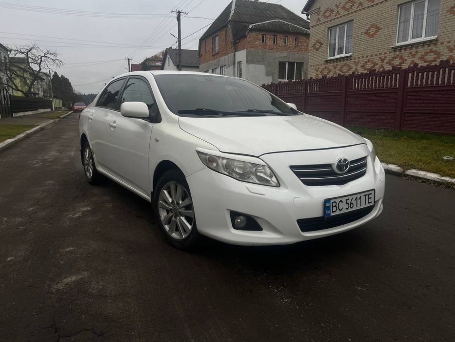 Toyota Corolla 1.6 газ/бензин